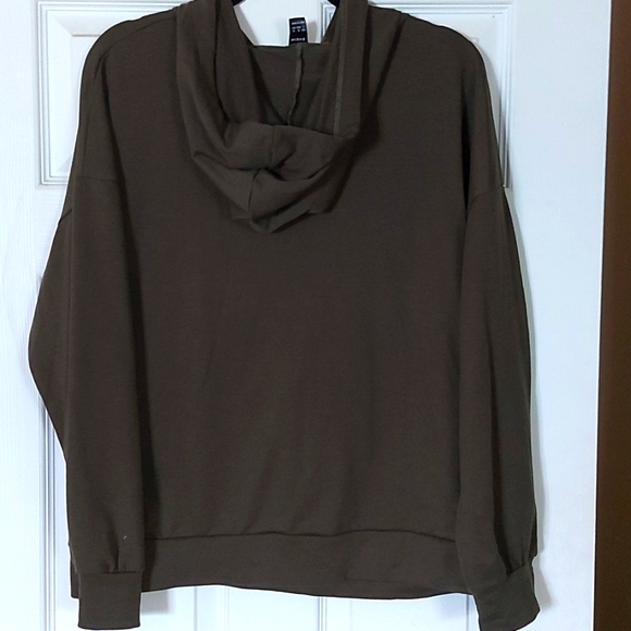 Army green hoodie - Picture 3 of 4